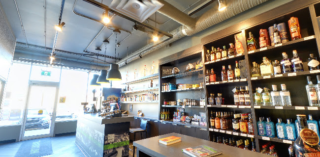 73 7 St SE #102, Medicine Hat, AB T1A 1J2