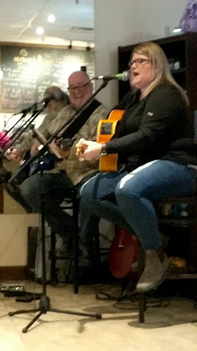 Comentarii opinii despre Element Coffee Bar and Lounge