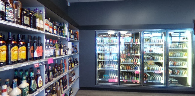 Crossroads Liquor - Hospitality and gastronomy