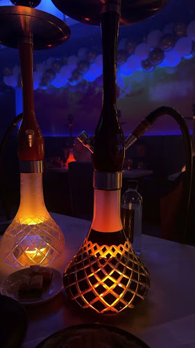 Living Room Hookah Lounge - Hospitality and gastronomy