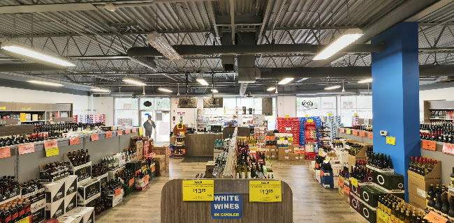 Opinii despre ACE Liquor Discounter Fort Station în Fort Saskatchewan - Hospitality and gastronomy