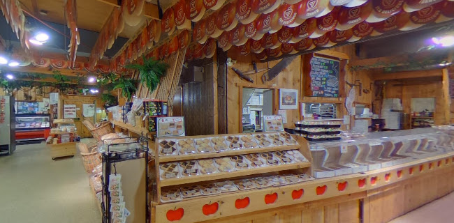 Comentarii opinii despre The Apple Factory Farm Market