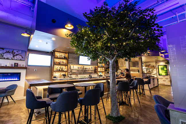 Chit Chat Burger Bar - Vancouver