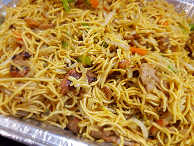 Far East Restaurant with Chick & Treat - Hospitality and gastronomy