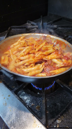 Opinii despre Pizzeria King în Pickering - Hospitality and gastronomy