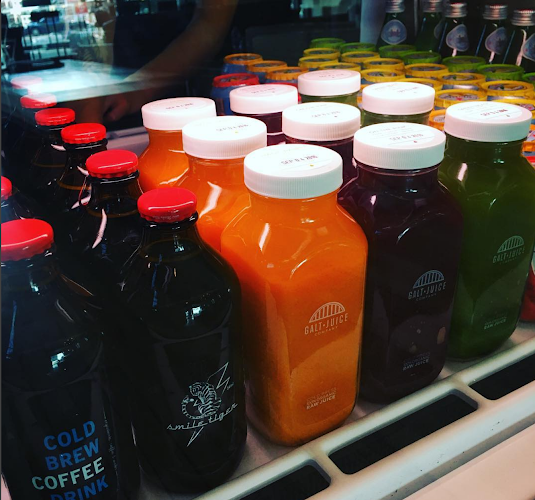 Opinii despre Smile Tiger Coffee Roasters în Kitchener - Hospitality and gastronomy