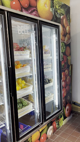 Opinii despre Just Ripe Fresh Market în Calgary - Hospitality and gastronomy