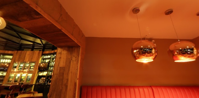 527 Brant St, Burlington, ON L7R 2G6