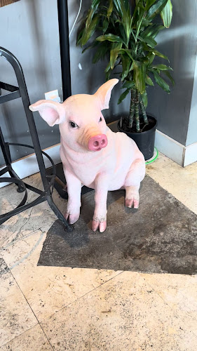 The Breakfast Pig - Sault Ste. Marie