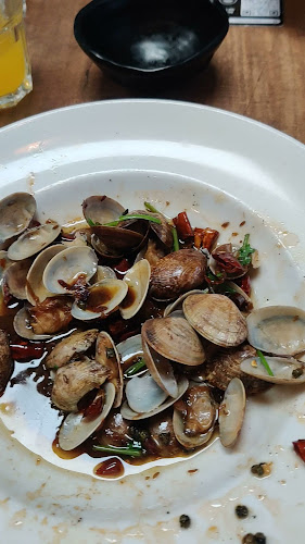 Opinii despre Lu Lu Kitchen în Burnaby - Hospitality and gastronomy