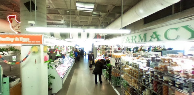 35 York Blvd, Hamilton, ON L8R 3K7