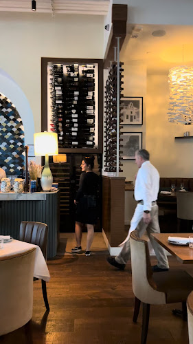 Hydra Estiatorio - Hospitality and gastronomy