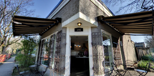 The Mighty Oak - Hospitality and gastronomy