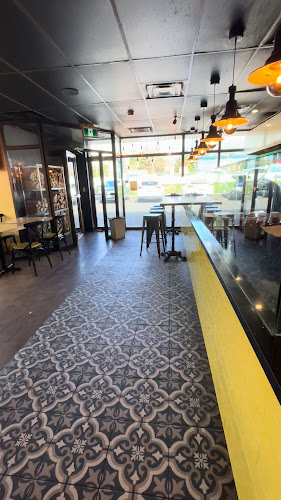 8950 Yonge St, Richmond Hill, ON L4C 6Z7