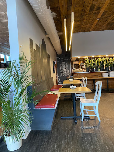 Berry Hill Bistro - Oshawa