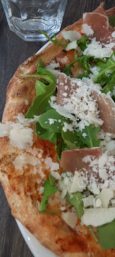 Opinii despre Vivo Pizza+Pasta în Toronto - Hospitality and gastronomy