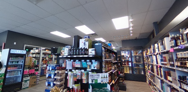 Crossroads Liquor - Hospitality and gastronomy