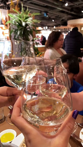 55 Bloor St W, Toronto, ON M4W 1A5