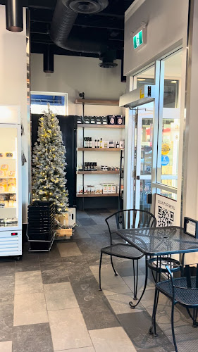 Opinii despre Wild Bros Meat & Cheese în Lethbridge - Hospitality and gastronomy