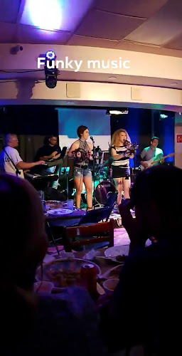 3022 Bathurst St, North York, ON M6B 3B6