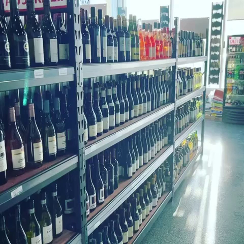 Opinii despre Liquor on trail în Edmonton - Hospitality and gastronomy