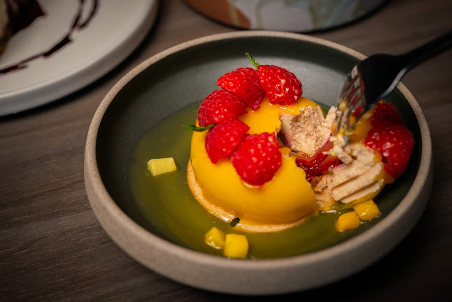 1 Johnson St, Kingston, ON K7L 5H7