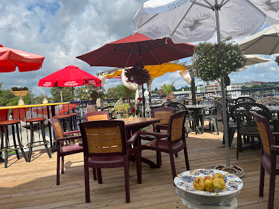 Light House Lounge & Grill