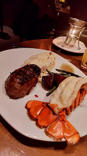 The Keg Steakhouse + Bar - Square One