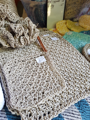 Comentarii opinii despre Powell River Farmers' Market