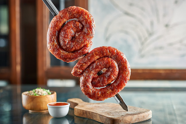 9823 Macleod Trl SW, Calgary, AB T2J 0P6