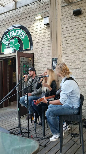 Opinii despre Finns Irish Pub în Saskatoon - Hospitality and gastronomy