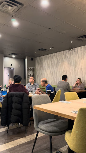 Lombardo's Pizzeria & Ristorante - Hospitality and gastronomy