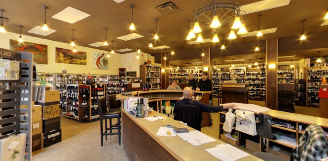 10111 104 Street NW, Edmonton, AB T5J 1Y7