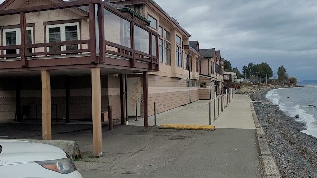 3109 Island Hwy W, Qualicum Beach, BC V9K 2N7