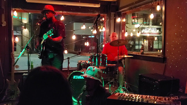 157 University Ave W, Windsor, ON N9A 5P4