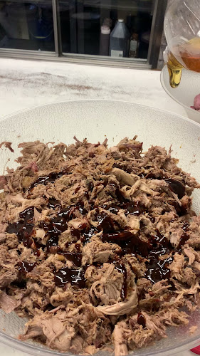 All Seasons Pig Roast & Catering - Hospitality and gastronomy