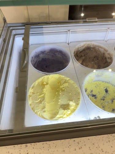 Yelo'd Ice Cream & Bake Shoppe - Hospitality and gastronomy