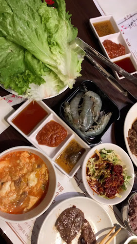 9625 Yonge St, Richmond Hill, ON L4C 1V6