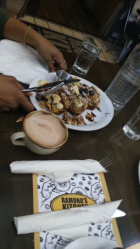 Opinii despre Ramona's Kitchen (Thornhill) în Thornhill - Hospitality and gastronomy