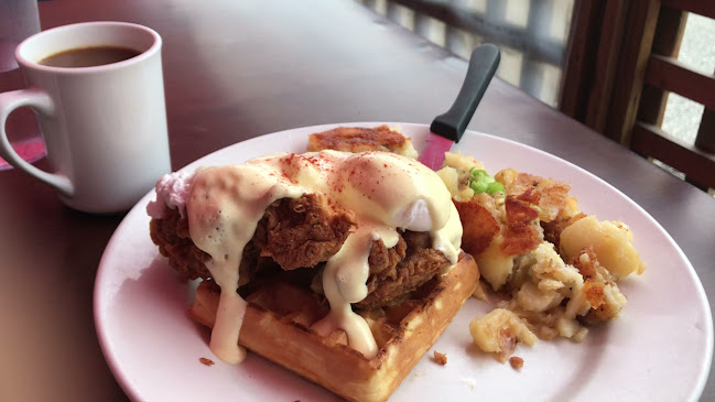 Opinii despre Nelly's Grill în Vancouver - Hospitality and gastronomy