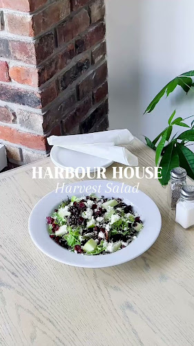 Opinii despre Harbour House Waterfront Eatery în Windsor - Hospitality and gastronomy