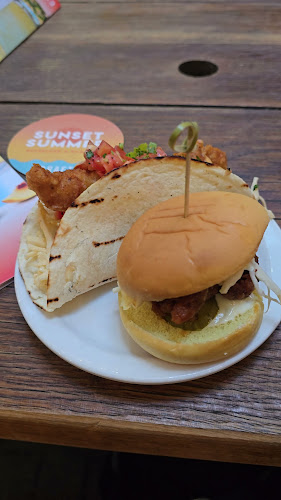 Opinii despre CRAFT Beer Market Toronto în Toronto - Hospitality and gastronomy