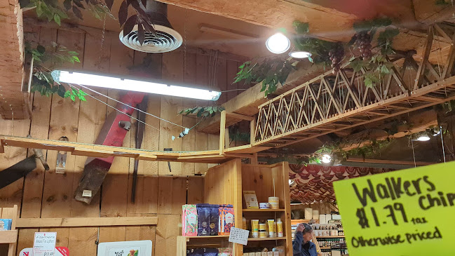 The Apple Factory Farm Market