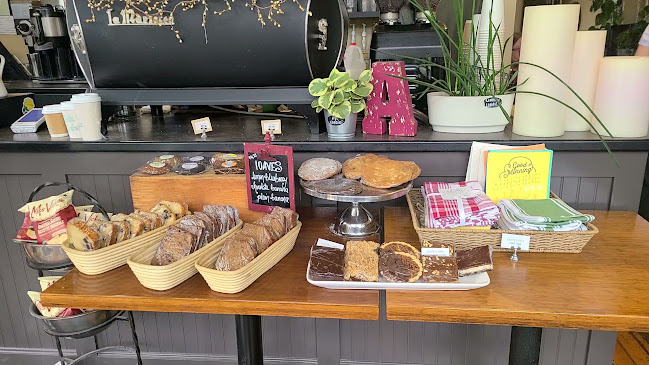 Opinii despre Andrew's on Eighth în North Vancouver - Hospitality and gastronomy