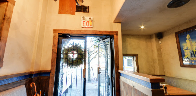 Opinii despre Burgoo Bistro Lonsdale în North Vancouver - Hospitality and gastronomy