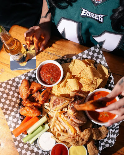 Opinii despre Queen St. Warehouse în Toronto - Hospitality and gastronomy