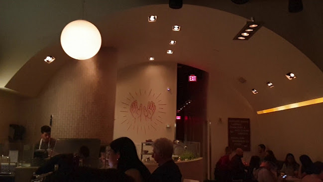 Opinii despre Nicli Pizzeria + Bar în North Vancouver - Hospitality and gastronomy