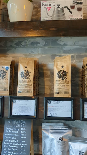Opinii despre Republica Coffee Roasters Cloverdale în Surrey - Hospitality and gastronomy