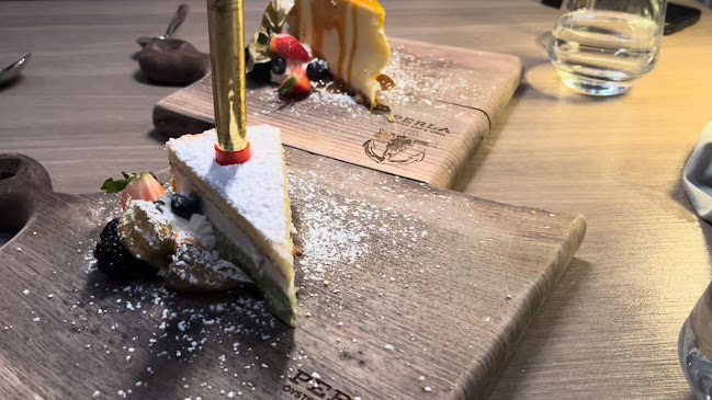 Perla Oyster Bar & Grill - Woodbridge