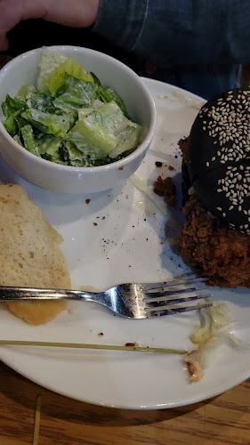 Opinii despre Woody's Pub în Lake Country - Hospitality and gastronomy